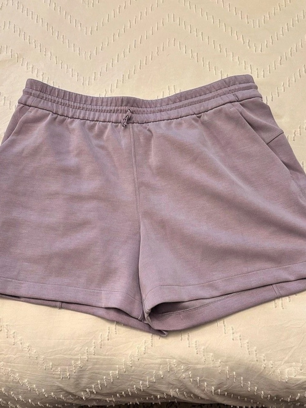 lululemon Softstreme High-Rise Short 4" Purple Size 12